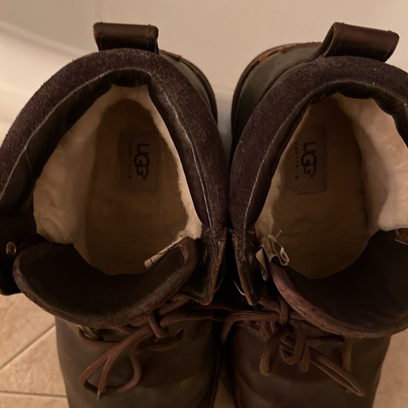 UGG Mens boot used - Picture 7 of 7